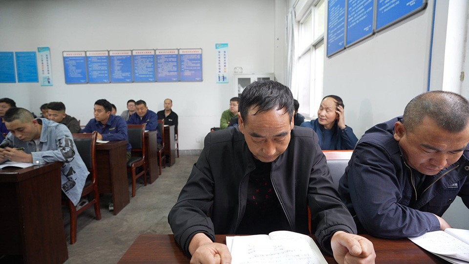 西安恒盛官网数字,安全变乱视频,变乱动画,三维变乱动画,变乱动画仿照,三维变乱,地质灾害动画,变乱动画制作,交通变乱仿照,煤矿变乱动画,变乱视频动漫制作,安全变乱动画,安全应急演练动画,交通变乱警示教育片,变乱还原动画制作,变乱风险评估案例,交通变乱动画制作,三维变乱还原,交通变乱三维动画仿照,三维变乱动画制作,安全出产警示教育片,变乱警示教育片,安全变乱视频制作,火警变乱动画仿照,全民安全教育,公共安全教育,科研成就三维展示,科研项目动画展示