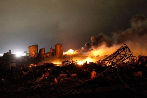 美国德州化肥厂爆炸