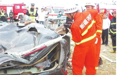 新疆轮台县重大交通变乱