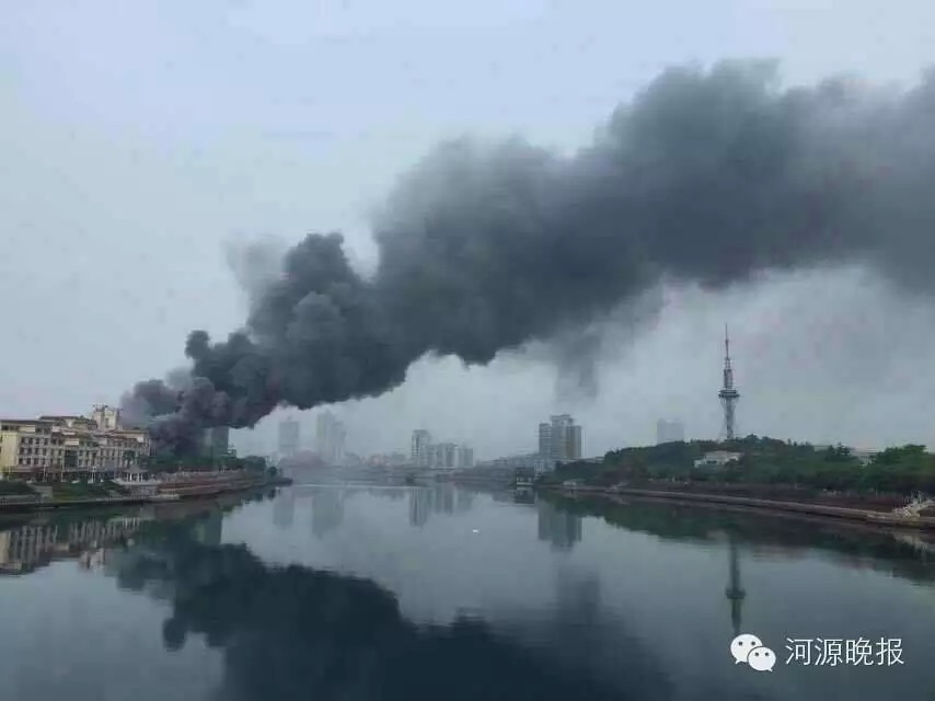 广东咸阳步行街产生火警 已致一人殒命