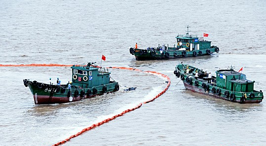浙江湘潭进行国度溢油应急设备库大规模演练