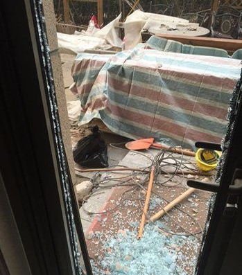 北京小区产生高空坠楼变乱 1工人身亡