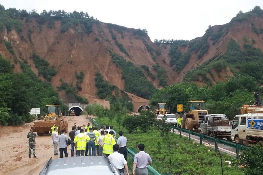 近年特大山体滑坡灾害