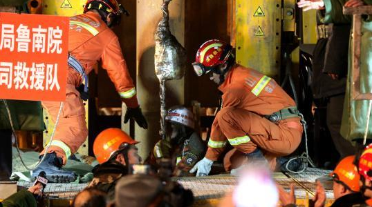 山东平邑4名矿工被困36天后获救 仍有13人失联