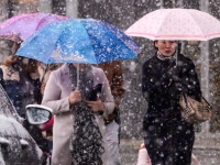 伊川县加强雨雪冰冻气象前提下安全出产工作